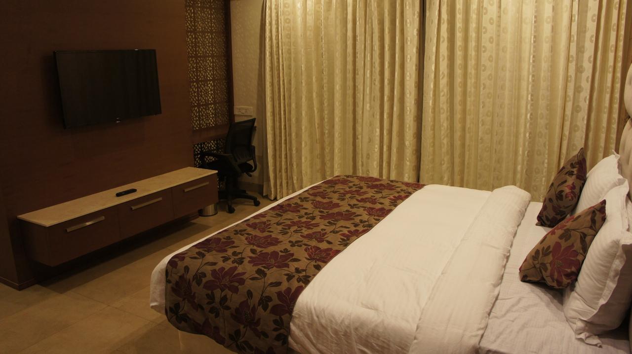 Hotel Ashish International Bhilai Номер фото